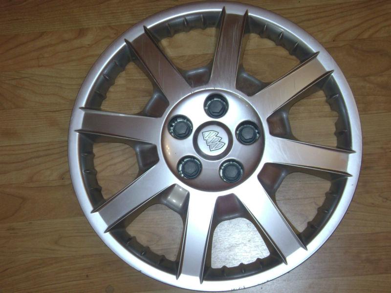 One hub cap /wheel cover for 05 terraza