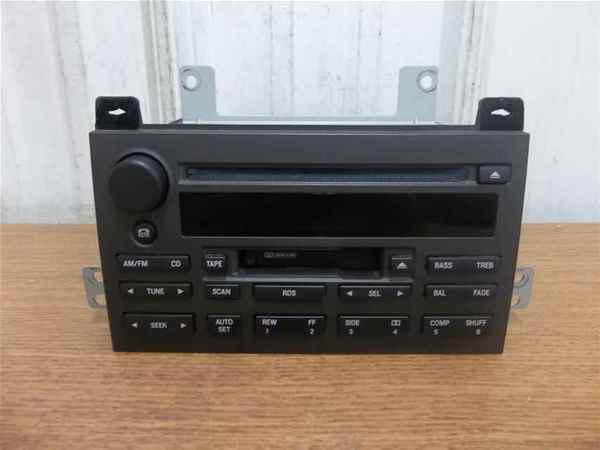 03 04 05 lincoln town car radio cassette cd player oem