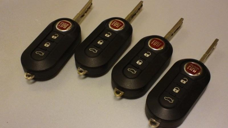 2012-2013 fiat 500 keyless remote fob flip keys fcc id:ltqfi2am433tx lot of 4