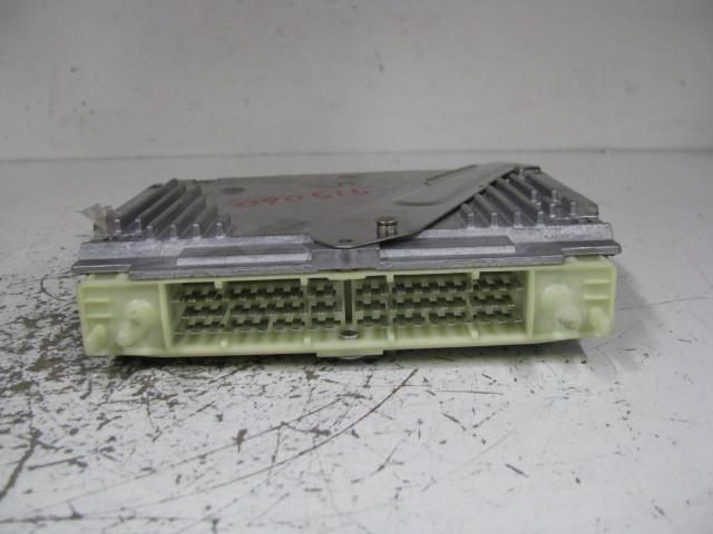 Ecu ecm computer volvo 850 1993 93 1994 94 95 non turbo 0 280 000 913 (953)