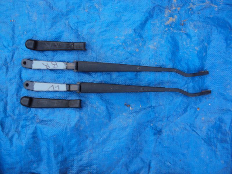 1998-2003 chevrolet s10 windshield wiper arms