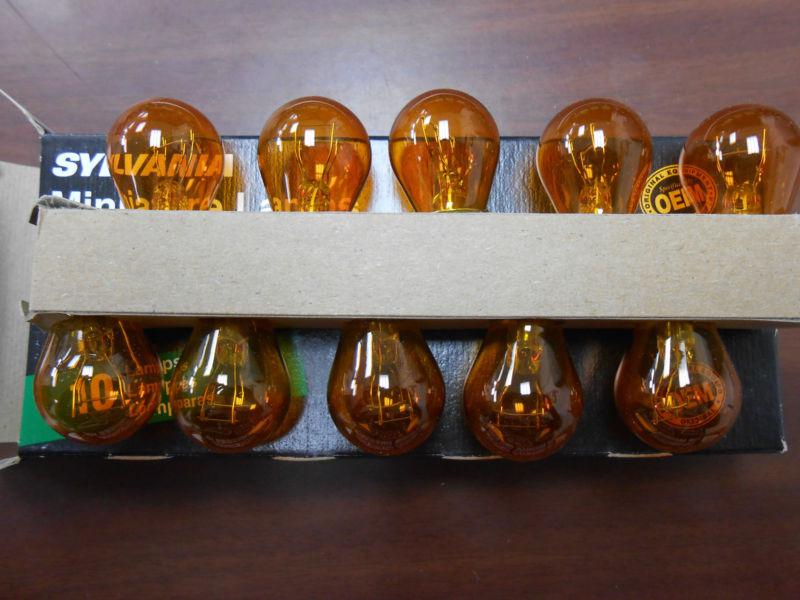 Sylvania 2057a turn signal light bulb - box of 10