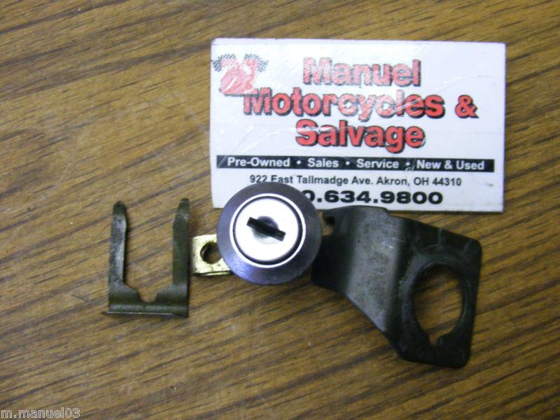 04 2004 suzuki gsxr750 gsxr 750 seat lock no key