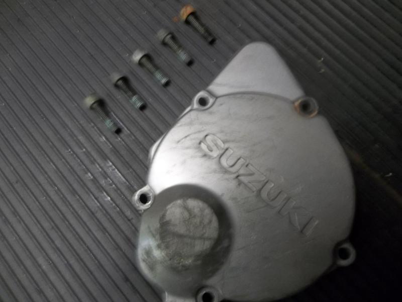 02 suzuki bandit 600 s - engine side cover left