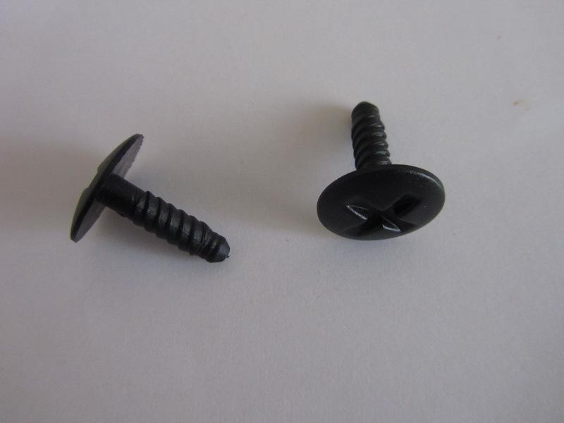 Volkswagen t5 headlight screw-in retainer black 7h0915450   (10  pcs)