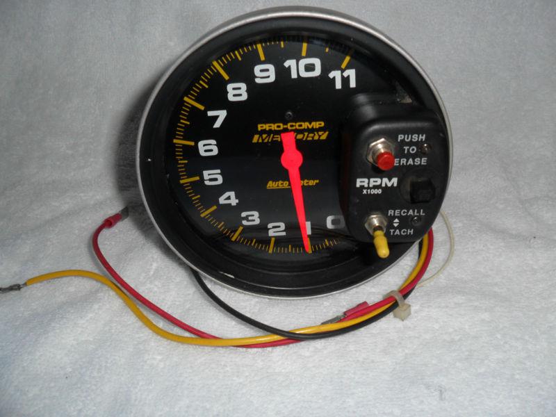 Autometer tachometer 6811 memory tach 0-11000 rpm nice condition