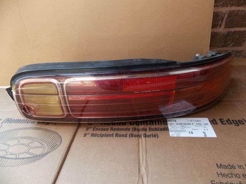 97-00 lexus sc300 sc400 passenger right rh  hand brake stop side taillight oem