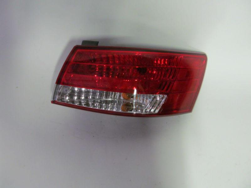 06 07 08 hyundai sonata oem right tail light nice!