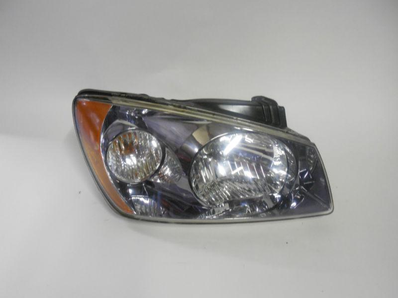 04 05 06 kia spectra oem right headlight nice! 