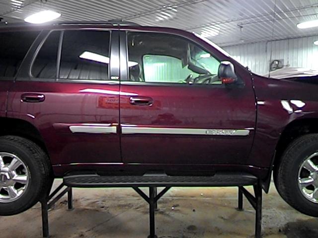 2004 gmc envoy 73127 miles front door right 2610247