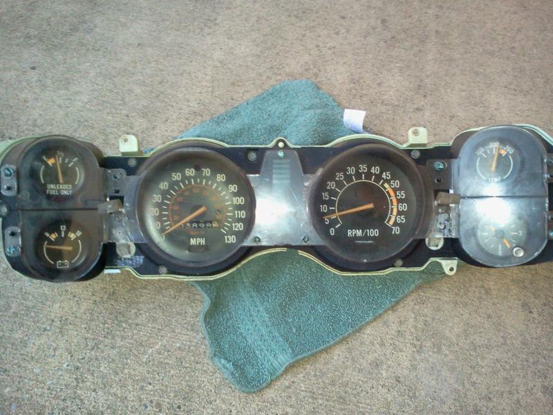 1979 z28 camaro guage cluster original 130 mph tach 