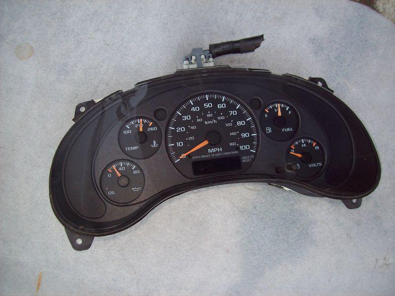  00 05  gauge cluster speedo  truck chevy s10