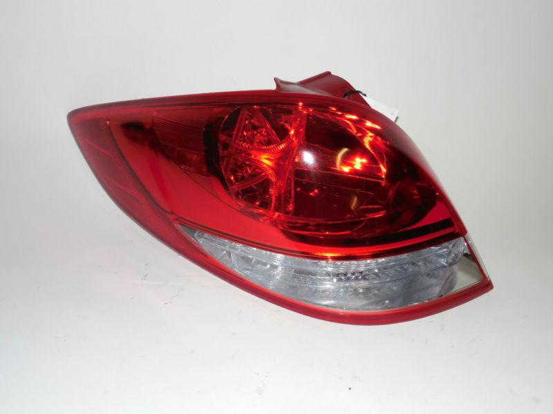 2011 2012 2013 hyundai veloster oem left tail light nice!