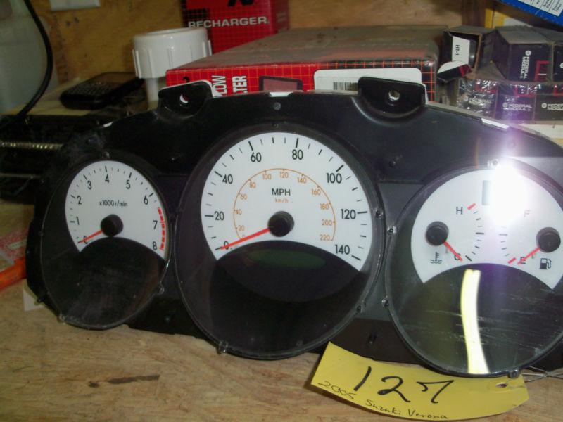 2005 suzuki verona at instrument gauge cluster speedometer tachometer