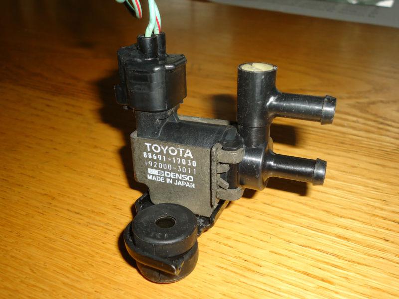 90-95 toyota tercel paseo mr2 vacuum switch valve vsv 88691-17030 192000-3011   