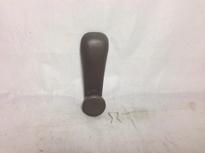 Left or right window crank handle lever gray / for 95-99 toyota tercel