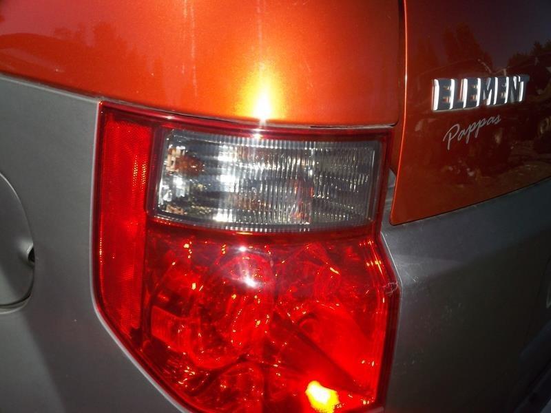 Left taillight for 03 04 05 06 07 08 honda element ~ lx ex 4930862