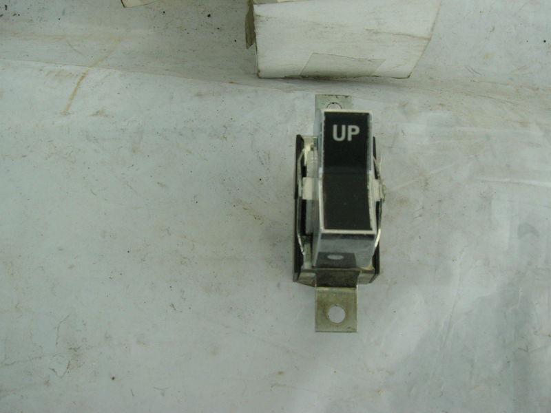 Ihc 1693996c1 window rocker switch navistar international  ( new ) power window