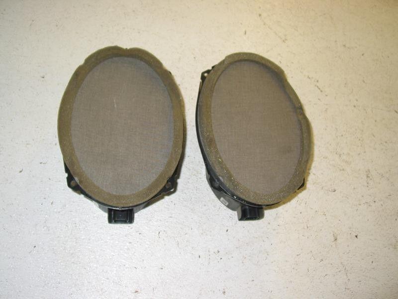 00 99 98 dodge caravan rear speakers pair left and right