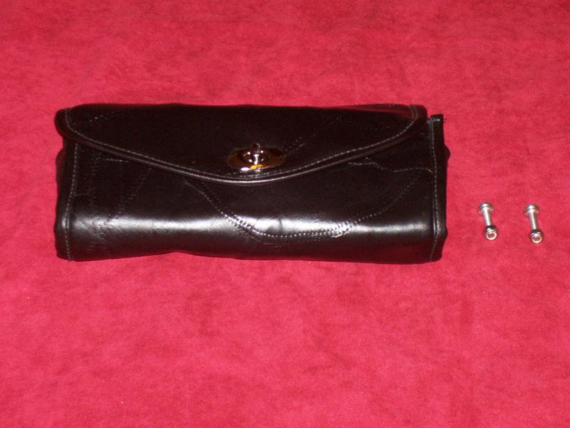 Motorcycle windshield tool gear bag