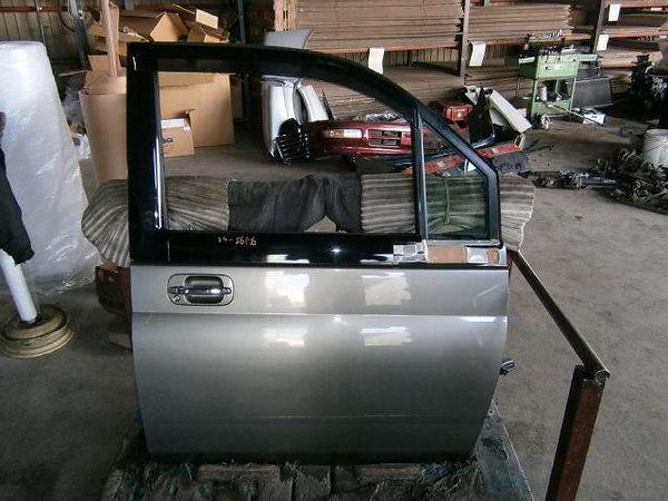 Honda mobilio 2005 front right door assembly [5613100]