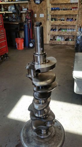 Forged fe crankshaft out of a 1972 truck d2te crankshaft