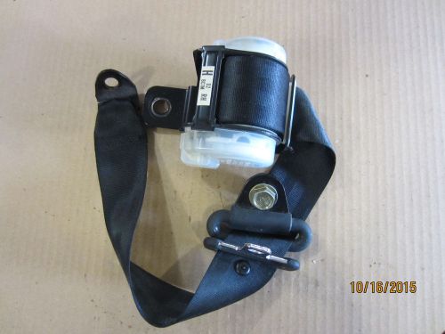 Belt &amp; retractor black right mazda protege 1995-1996-1997-1998