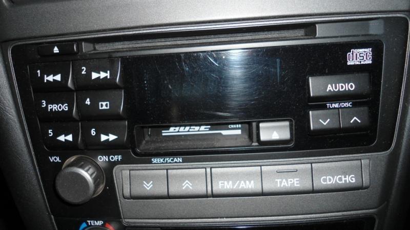 Radio/stereo for 00 infiniti i30 ~ recvr am-fm-stereo-cass-cd bose