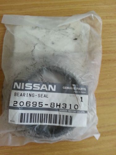 Nissan catalytic converter gasket 20695-8h310 oem new