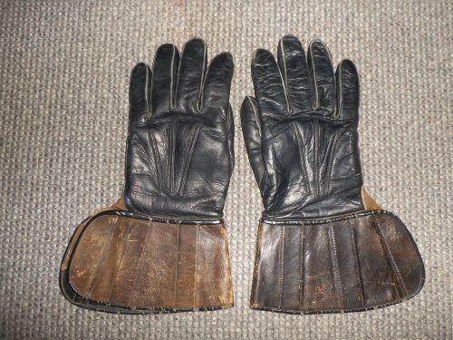 Vintage motorcycle black leather gauntlet gloves wearable 1950s harley style