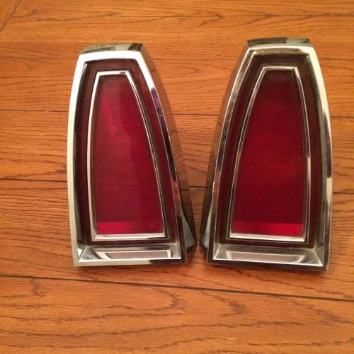 Oem 1965 mercury montclair, 1965 mercury marauder upper tail light assembly