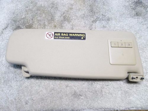 Vw 2002-2008 passat / 2005-2010 beetle driver side sun visor with home link oem