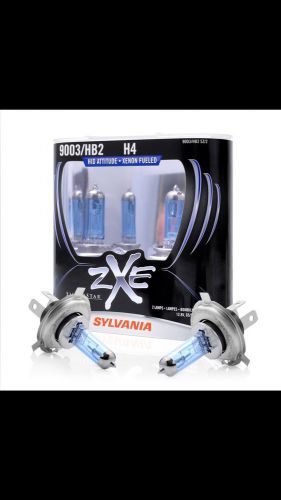 Sylvania silverstar zxe 9004/hb2/h4