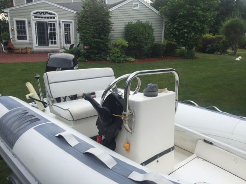 Nurovenia rib boat 335dl side console 25hsp merc 2002