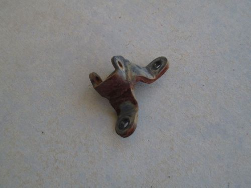 Honda 1985 atc 250sx foot peg mounting bracket oem