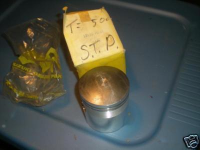 Nos suzuki piston std t500 right 12110-15101