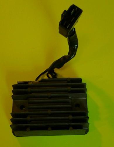 03 04 suzuki gsxr 1000 voltage regulator rectifier ** 9.99 **