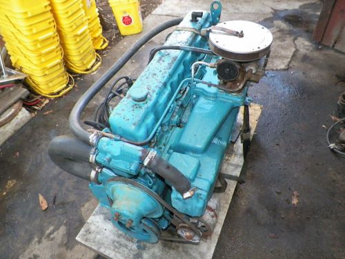 Omc mercruiser 165 hp inline six running marine engine gm.