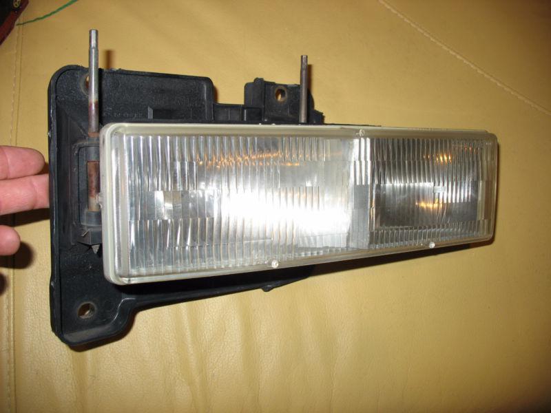 1994-2000 chevy c1500-c3500 silverado, suburban, tahoe, right side headlight