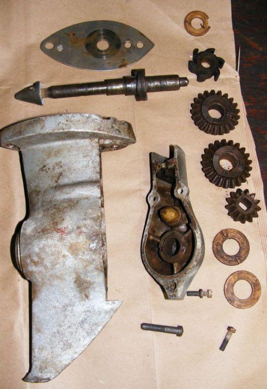 Lower unit from scott atwater model 491 boat motor (1944?) keel gears etc