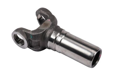 Gm genuine parts 15898092 rear drive shaft slip yoke‎ 4.91 pounds