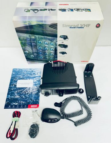 Simrad rt64 marine vhf radio w/ mic