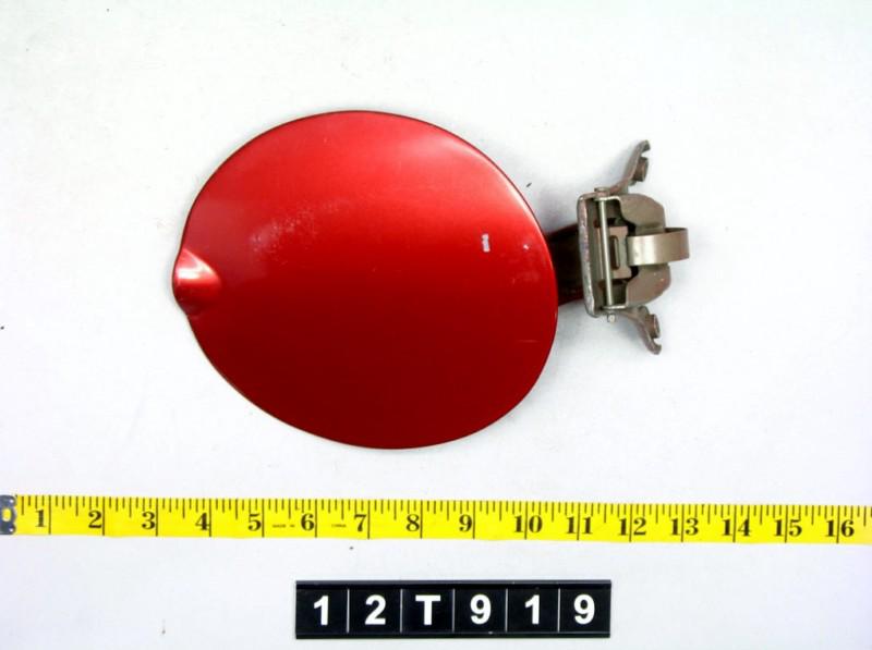 96 taurus fuel filler door lid gas tank cover cap oem red 12t919