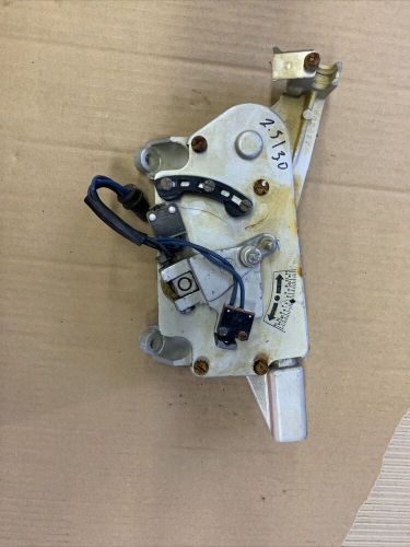 Omc 909277 120 hp stringer 4 cylinder gm shift converter out drive cable box b1