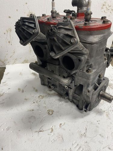 Polaris rmk 700 ves engine motor block 2202234 rmk xc edge