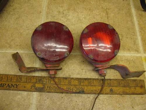 2 vintage signal stat 17 acrystat red lens turn brake tail lights