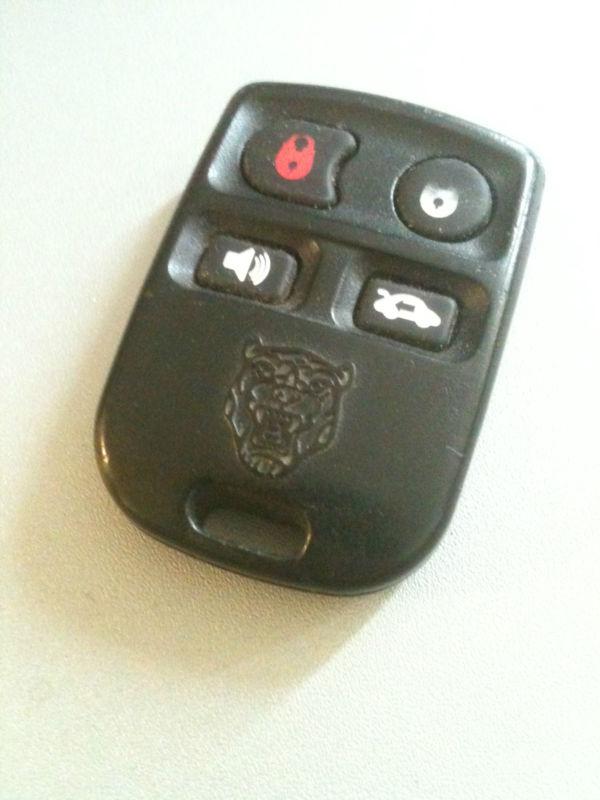 01 - 03 jaguar stype xj8 xkr keyless entry remote cwtwb1u322