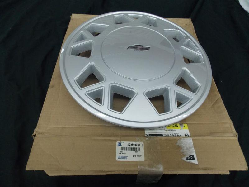 1989 1990 1991 chevrolet beretta corsica wheel cover silver nos 22590083 no res!