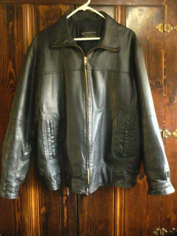 The j collection men's leather jacket size med = xlint cond = l@@k nice =