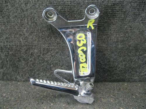 03 honda cbr 600rr 600 rr right rear peg & bracket chrome 82j